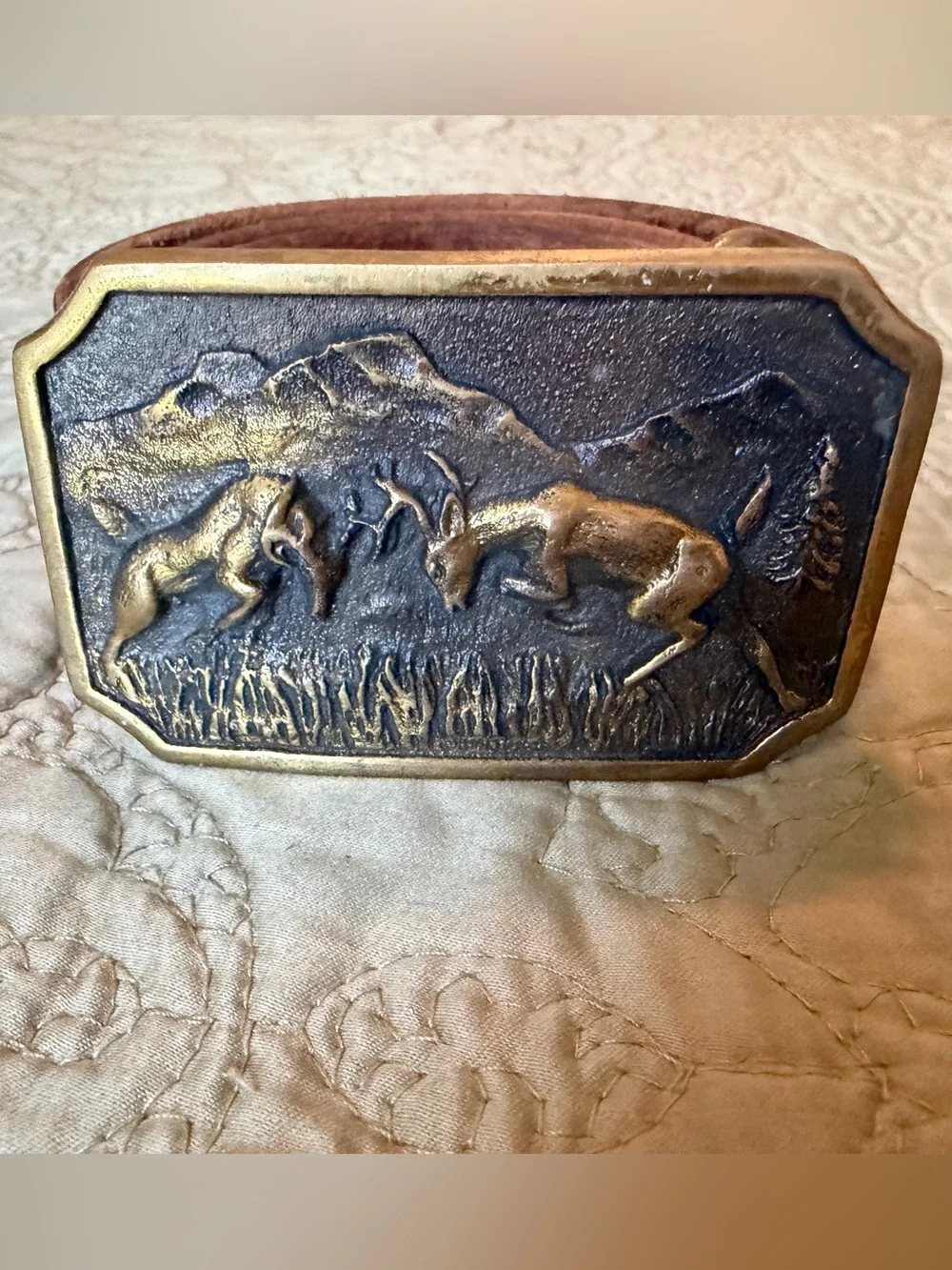 VTG Heritage Mint Brass Deer Buck Buckle Tooled Brown Leather Belt Hunter Sz 34